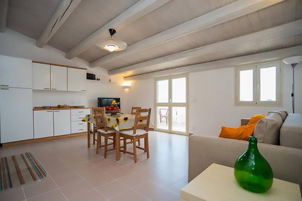 La Giara - Holiday Apartments Sampieri Exterior photo